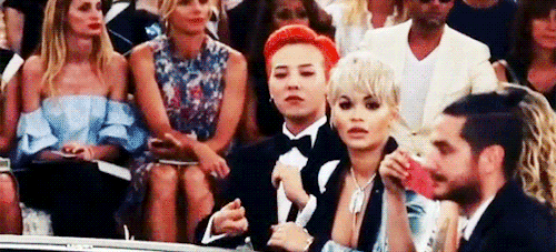 Chanel秀場，看GD這霸氣的小表情