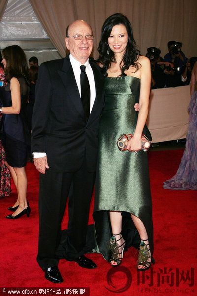 2010-05-03，“美國時(shí)裝學(xué)院盛典”紅毯