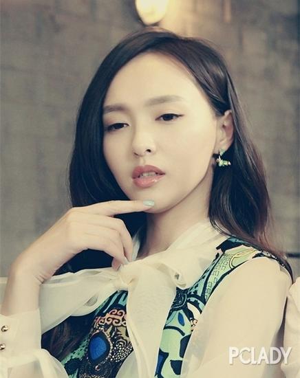 側分長卷發(fā)