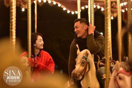 余文樂(lè)，周冬雨游園