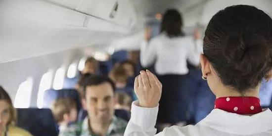 機(jī)組人員有沒有權(quán)利逮捕乘客？