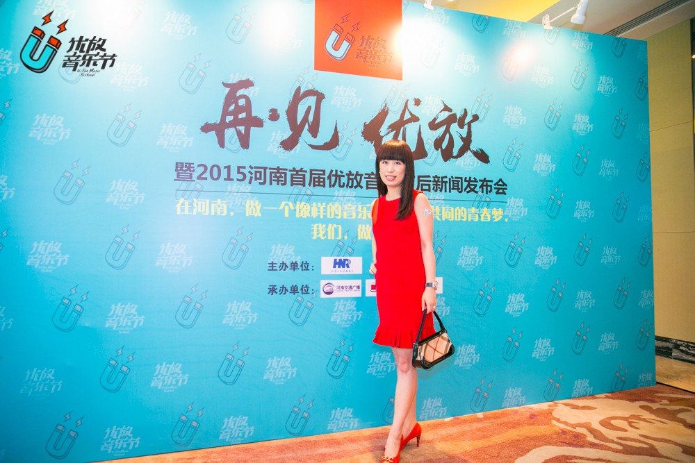 美女主播佳音！