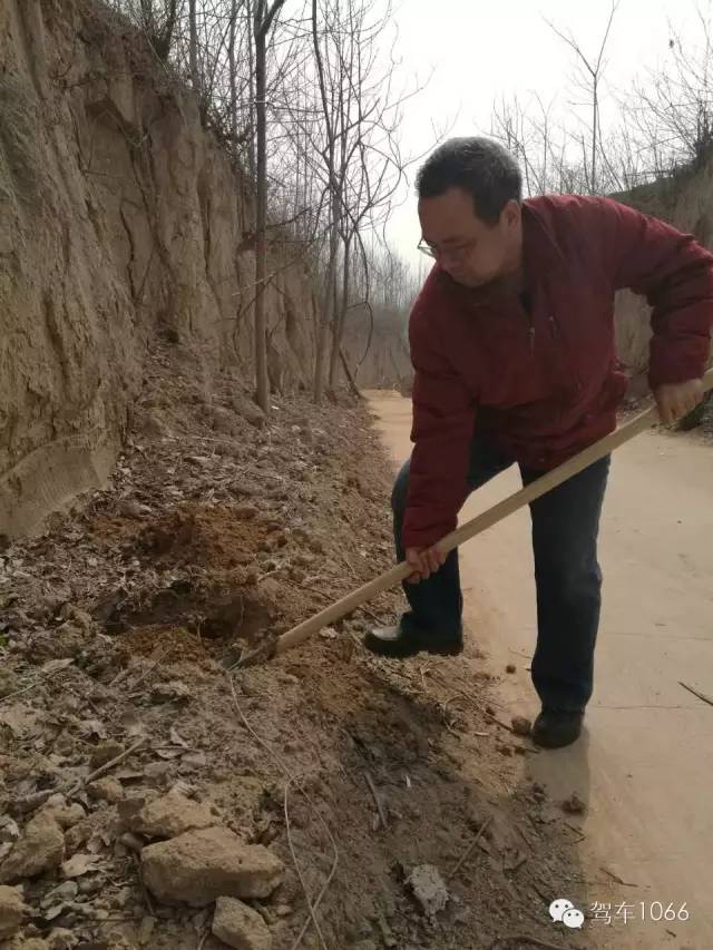 這大叔干起活也是很6呀！