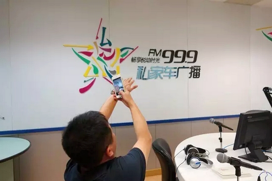 一言不合就撫摸鄭州，那怎么能少了我們私家車999？