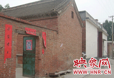 老式房屋 讓人一眼就認(rèn)出他家門來(lái) 老式房屋 讓人一眼就認(rèn)出他家門來(lái)