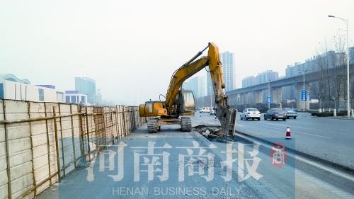 鄭開(kāi)大道開(kāi)建“硬隔離”