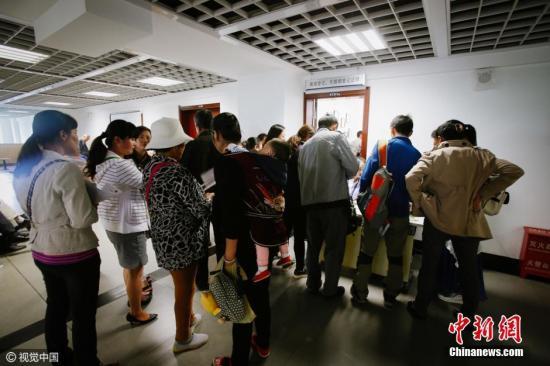 “假婚”買(mǎi)房如何封堵 專(zhuān)家建議離婚半年內(nèi)限制購(gòu)房