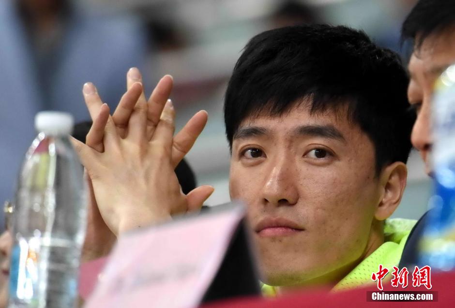 上海鉆石賽謝文駿力壓羅伯斯奪冠 劉翔觀戰(zhàn) 上海鉆石賽謝文駿力壓羅伯斯奪冠 劉翔觀戰(zhàn)