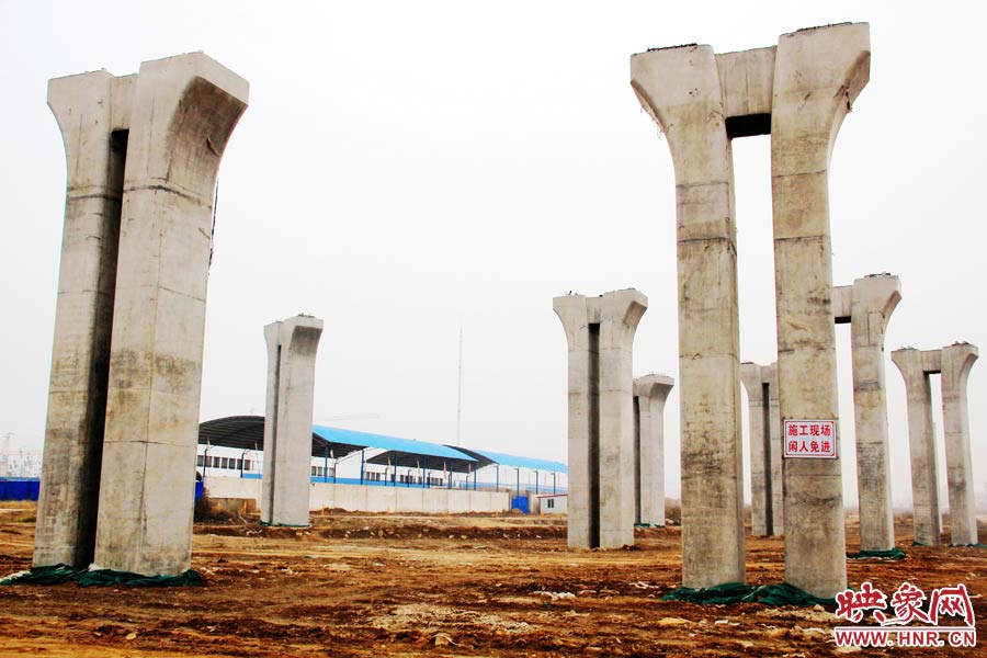 今年9月份，媒體曾報道稱，此項目停工的原因主要是資金鏈斷裂。