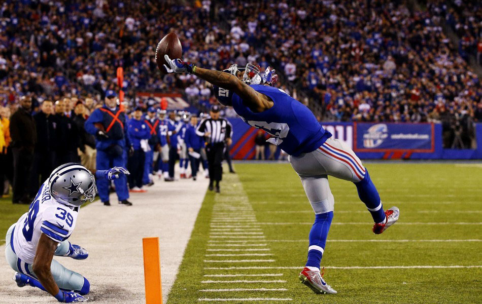 　單幅二等獎(jiǎng)，單手接球。