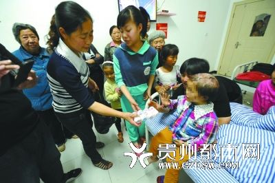 好心人送來(lái)酸奶。