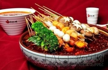 90后新婚夫妻為吃麻辣燙鬧離婚 店家嚇得報(bào)警 90后新婚夫妻為吃麻辣燙鬧離婚 店家嚇得報(bào)警