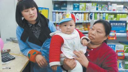 一歲半寶寶患罕見?。翰粫f話走路 動輒就昏迷