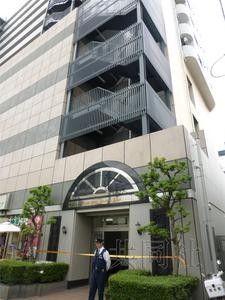 5月27日，埼玉縣蕨市一公寓樓發(fā)生疑似強(qiáng)迫殉情案，一名日本人男性和一名中國(guó)籍女性死亡。