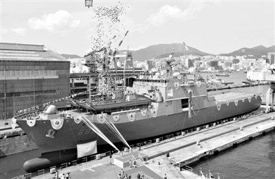 9月11日，韓國釜山，韓國海軍新一代登陸艦“天王峰”號舉行了下水儀式。