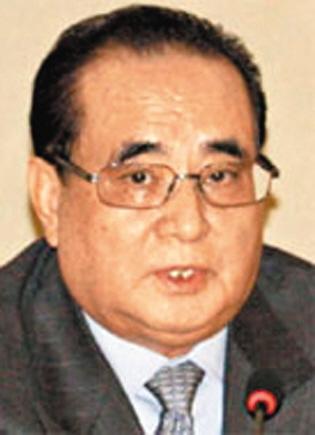 李秀勇曾照料金正恩兄妹。