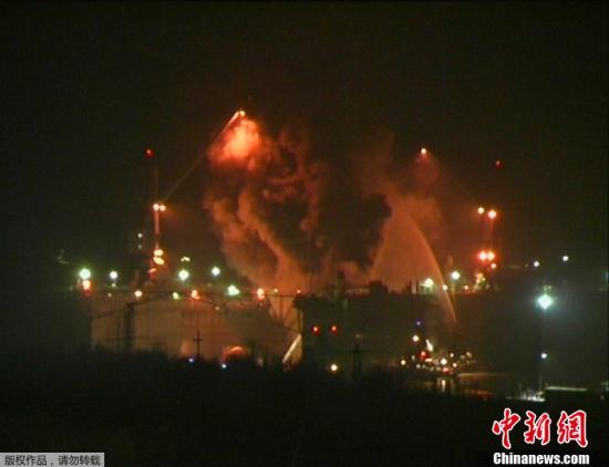資料圖：2011年12月29日晚間，俄羅斯摩爾曼斯克州一艘名為“葉卡捷琳堡”號的核潛艇起火。