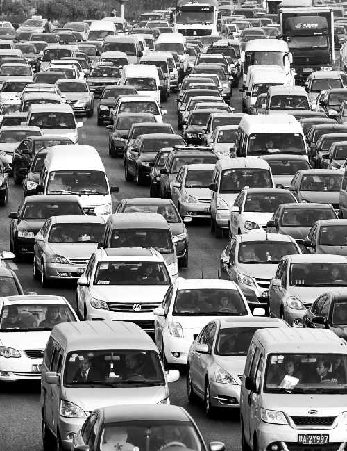 新規(guī)出臺，讓車主有了用車保障。