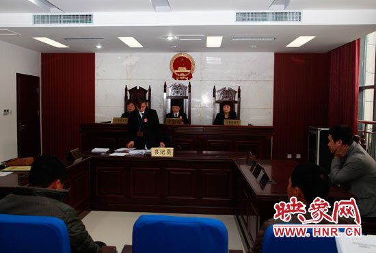 11月13日，金水區(qū)法院集中宣判了6起拖欠農民工工資案件。