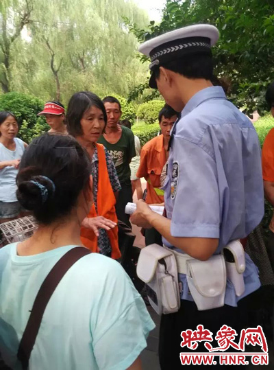 令人憤怒的是，這名老太太竟然報警說“她被環(huán)衛(wèi)工打了”