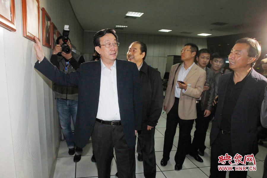 河南省委書記、省人大常委會主任郭庚茂視察河南人民廣播電臺 映象網(wǎng)記者邵恰 段晉哲/攝