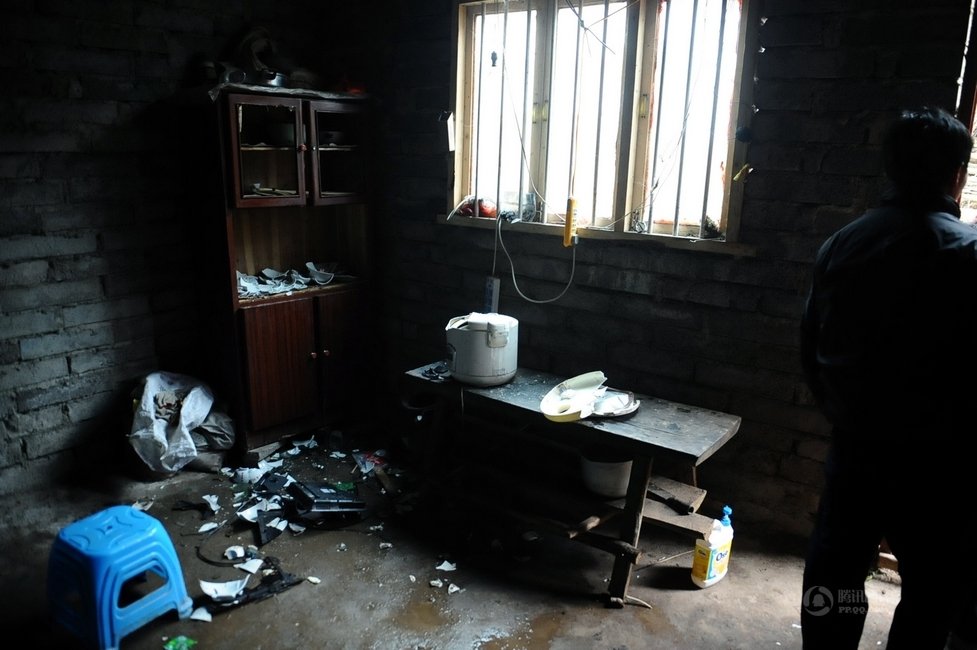 12歲女孩被"嫁"給28歲男人 12歲女孩被"嫁"給28歲男人