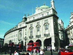 倫敦，沒有最低只有更低