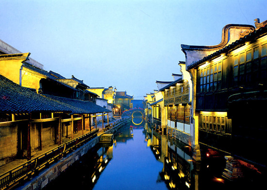 “中國(guó)旅游日” 景區(qū)優(yōu)惠大放送 “中國(guó)旅游日” 景區(qū)優(yōu)惠大放送