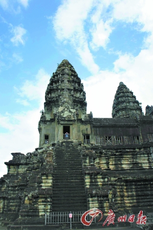 小吳哥,就是開頭提及的吳哥窟代表性景致的所在地。