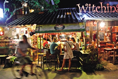 拜縣Pai的夜市?！⌒戮﹫?bào)記者　王遠(yuǎn)征　攝