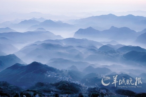 天臺山風(fēng)光如畫。