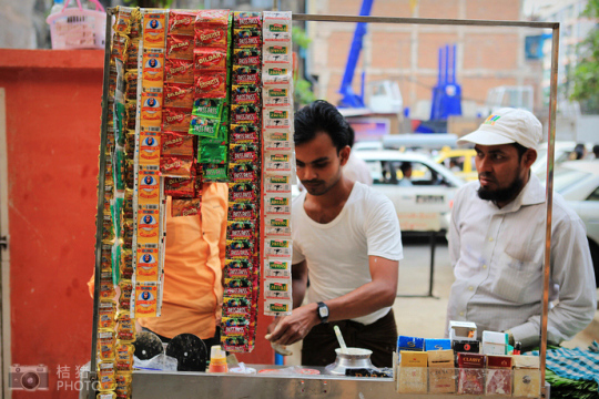 緬甸，繽紛的街邊平民小吃