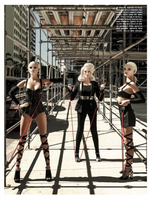 82歲時(shí)尚女魔頭領(lǐng)銜 名模健身體操大片 82歲時(shí)尚女魔頭領(lǐng)銜 名模健身體操大片