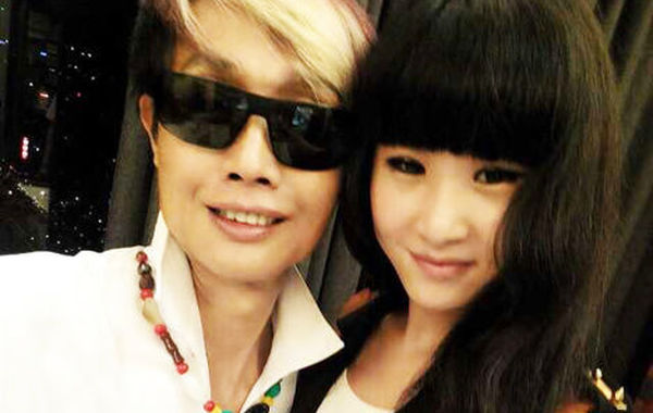 鄧建國與新女友。