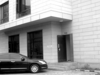 湖北大廈后門(mén) 湖北大廈后門(mén)