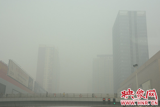 “霧霾”，應該是2013年人們最不能忘記的詞語