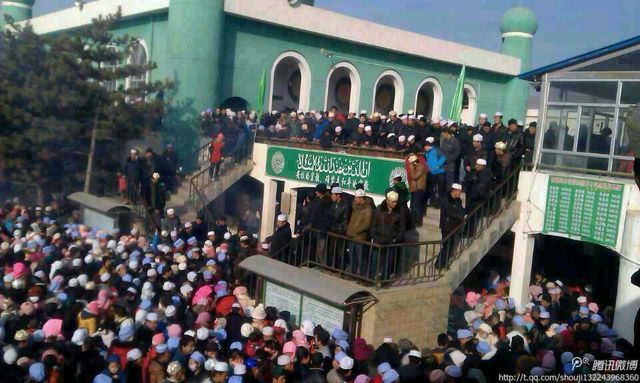 事發(fā)現(xiàn)場(chǎng) 圖片來(lái)自微博 事發(fā)現(xiàn)場(chǎng) 圖片來(lái)自微博