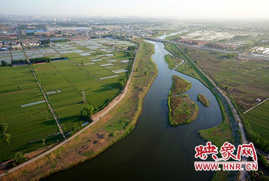 通濟(jì)渠鄭州段航拍圖(王羿攝) 通濟(jì)渠鄭州段航拍圖(王羿攝)