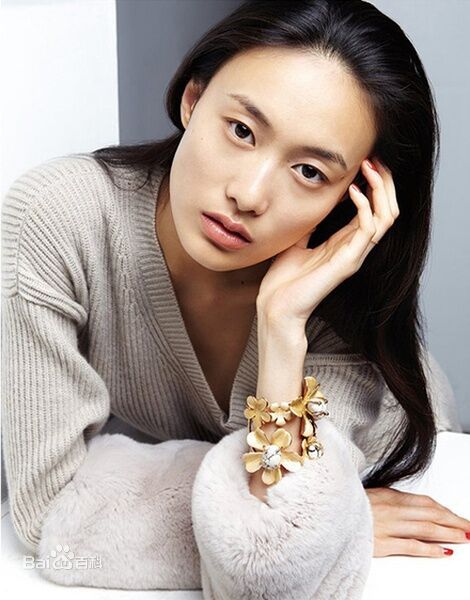 陳冠希女兒首曝光 陳冠希女友是誰(shuí)？秦舒培個(gè)人資料照片家庭背景