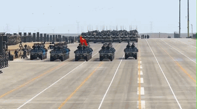 日本網(wǎng)友第一次看中國建軍節(jié)閱兵直播 啥反應(yīng)？