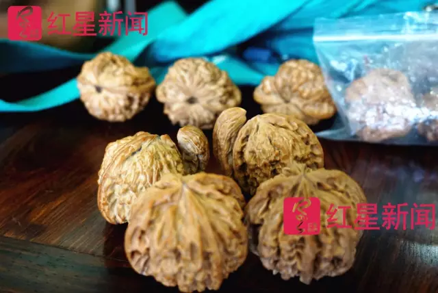 文玩核桃遇冷由幾萬一對降到5元沒人要？商戶否認