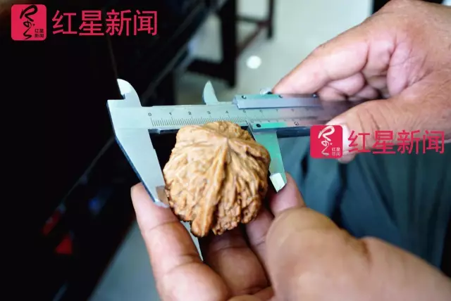 文玩核桃遇冷由幾萬一對降到5元沒人要？商戶否認