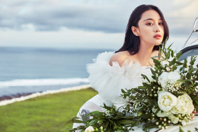 張馨予的婚紗成了淘寶爆款，知道價格后讓人大跌眼鏡！