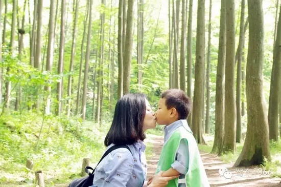 好暖心的畫面！