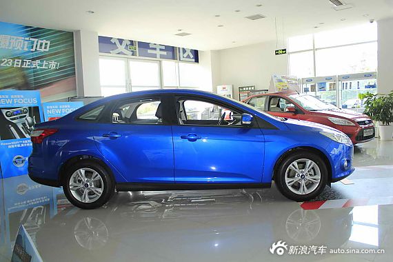 　?？怂箖蓭?jīng)典1.8MT 時(shí)尚型