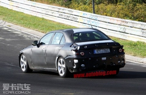 新一代奔馳C級(jí) 新一代奔馳C級(jí)