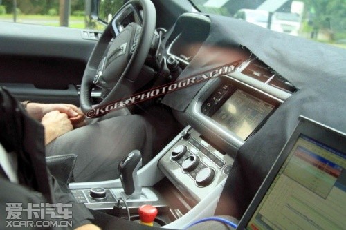 全新攬勝運(yùn)動(dòng)版 全新攬勝運(yùn)動(dòng)版