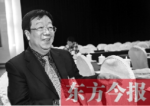 全國(guó)人大代表、鄭州大學(xué)黨委書記鄭永扣