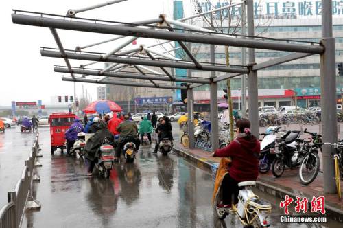 鄭州街頭遮陽(yáng)棚