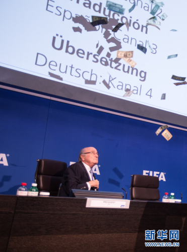 布拉特發(fā)布會遭美元砸臉 布拉特發(fā)布會遭美元砸臉